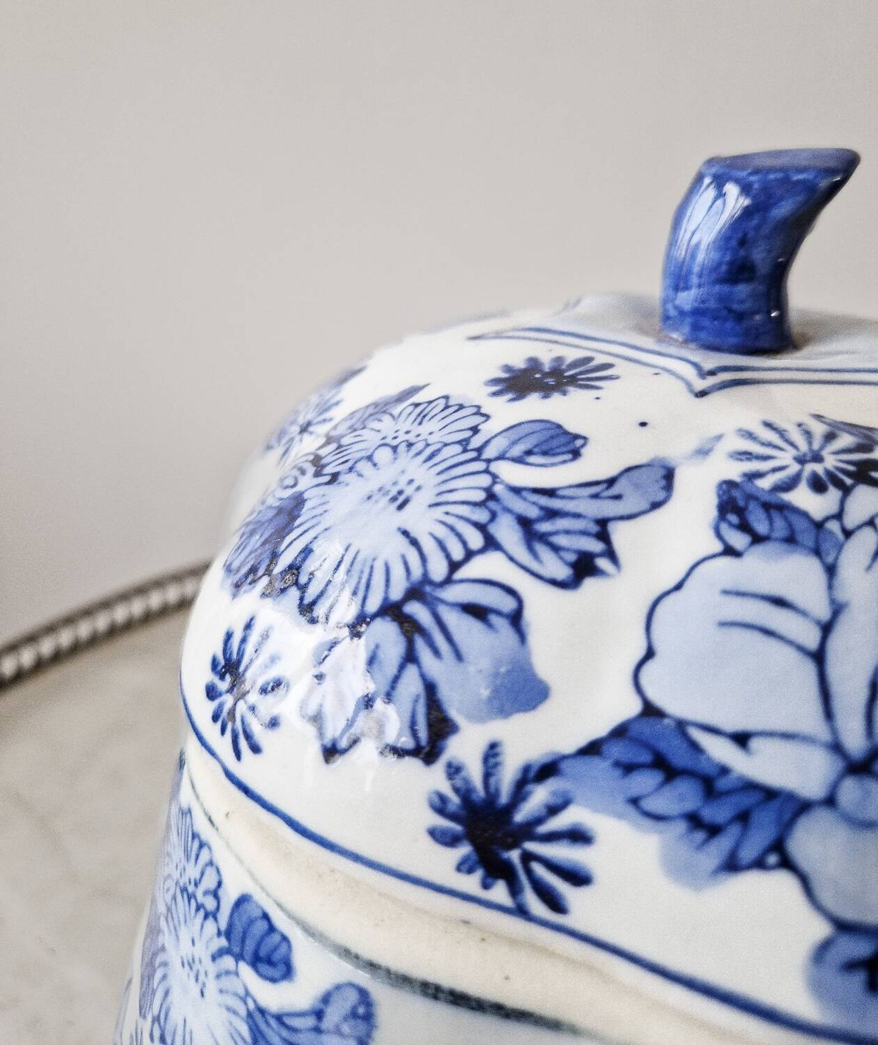 Large vintage Chinese handcrafted glazed ceramic pot with blue flower pattern