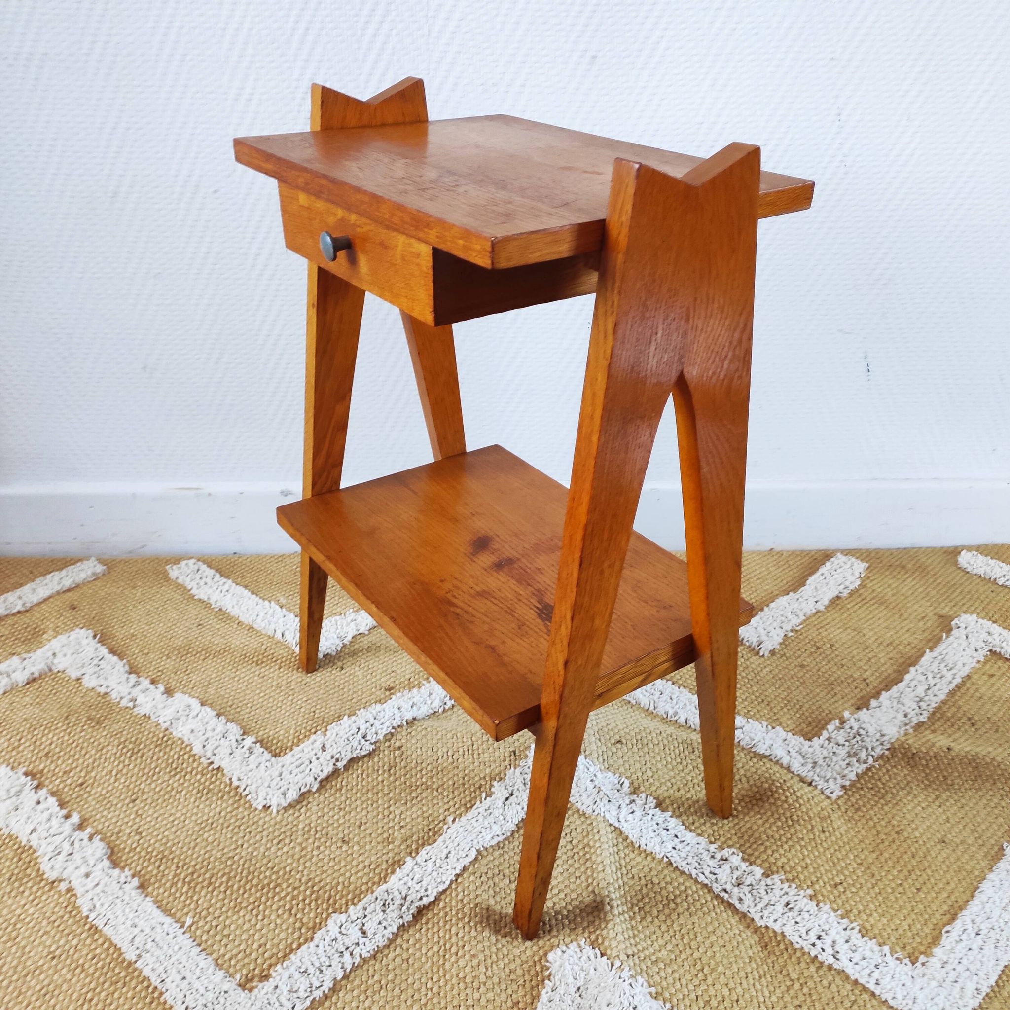 Table de chevet, bout de canapé scandinave, années 60
