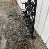 Wrought iron pot holder