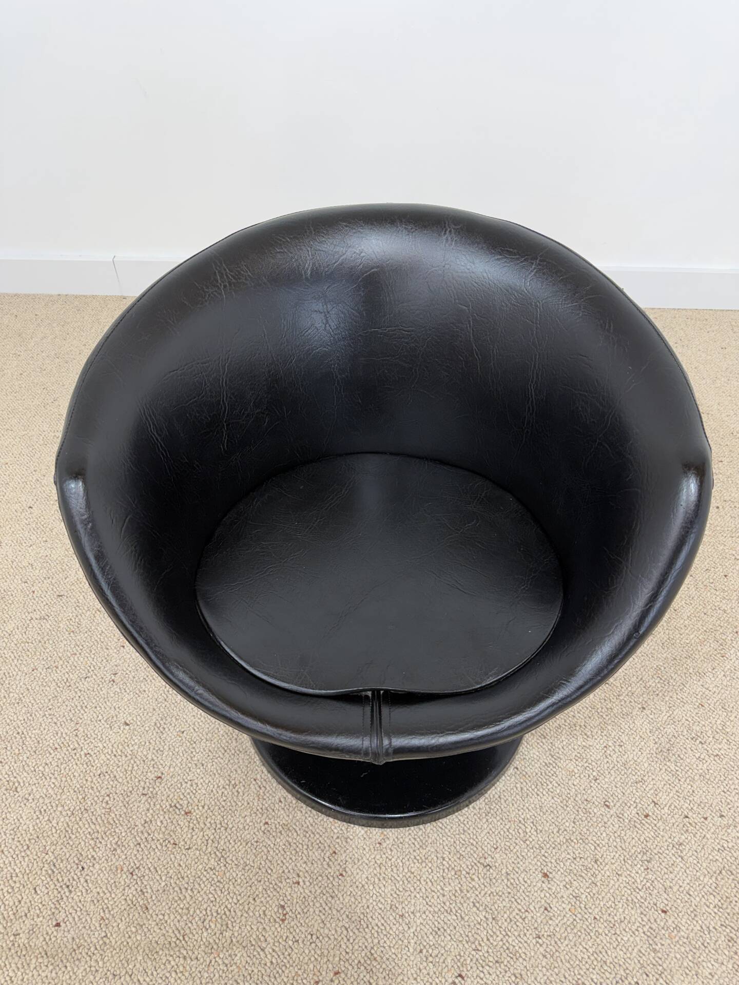 Luna armchair – Pierre Guariche for Meurop, 1967
