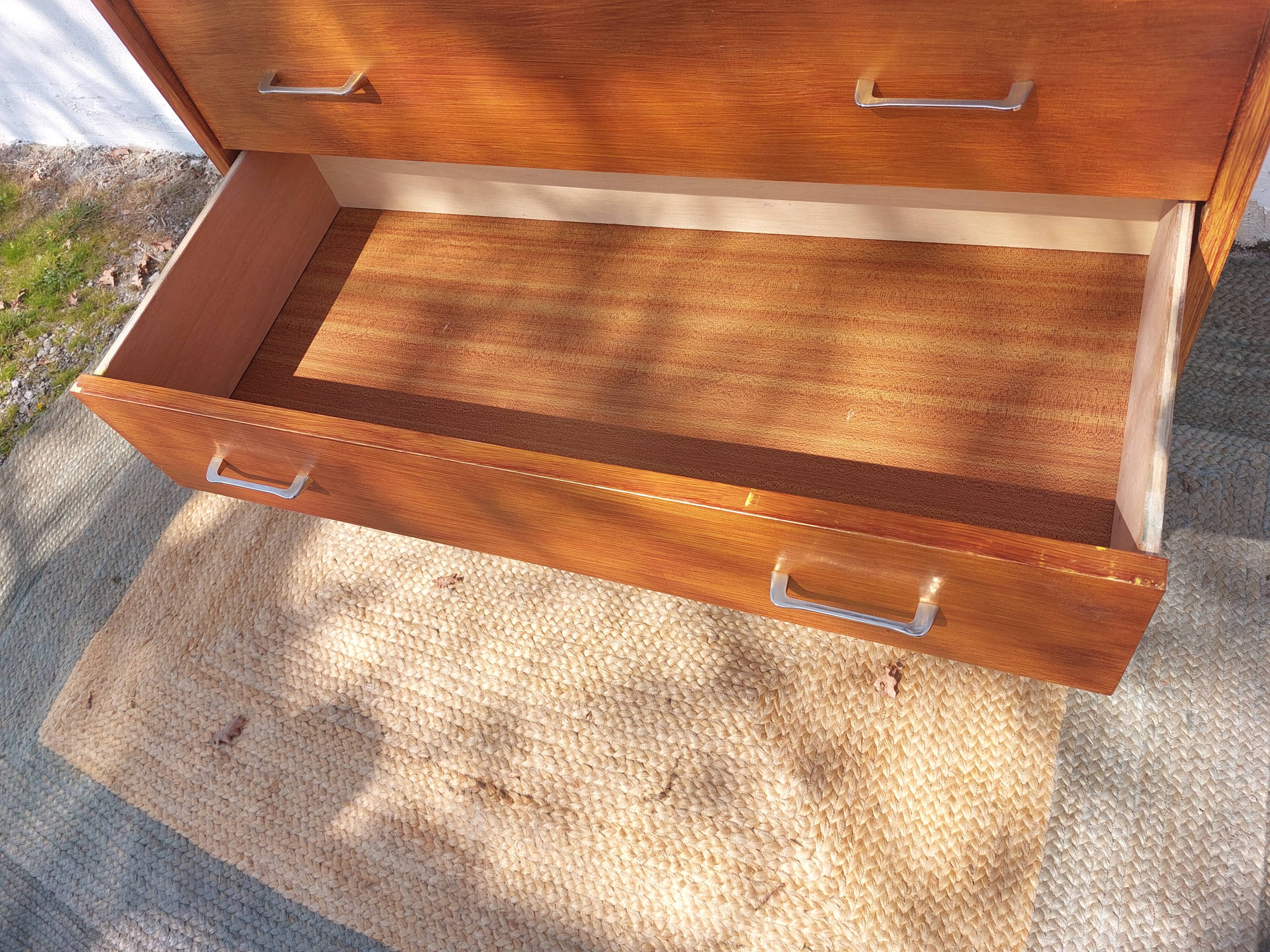 vintage commode, tapered legs