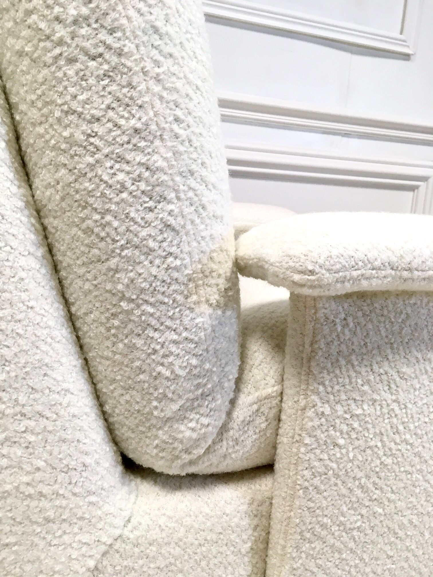 Fauteuil vintage en laine bouclée