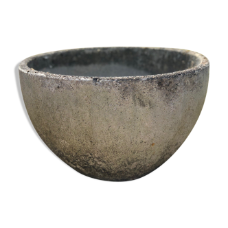 Concrete planter