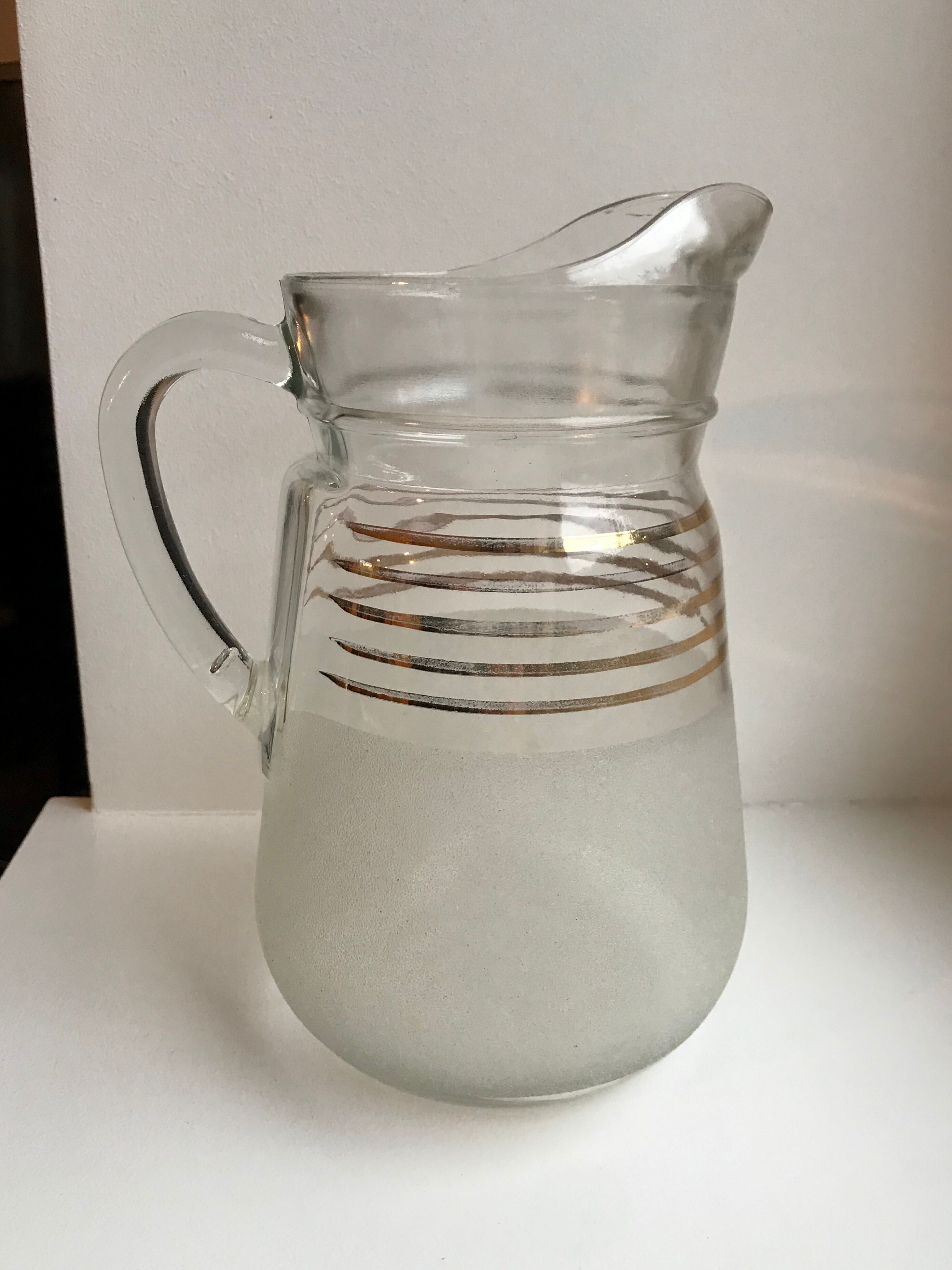 Granite water pitcher with golden edging 50s-60s