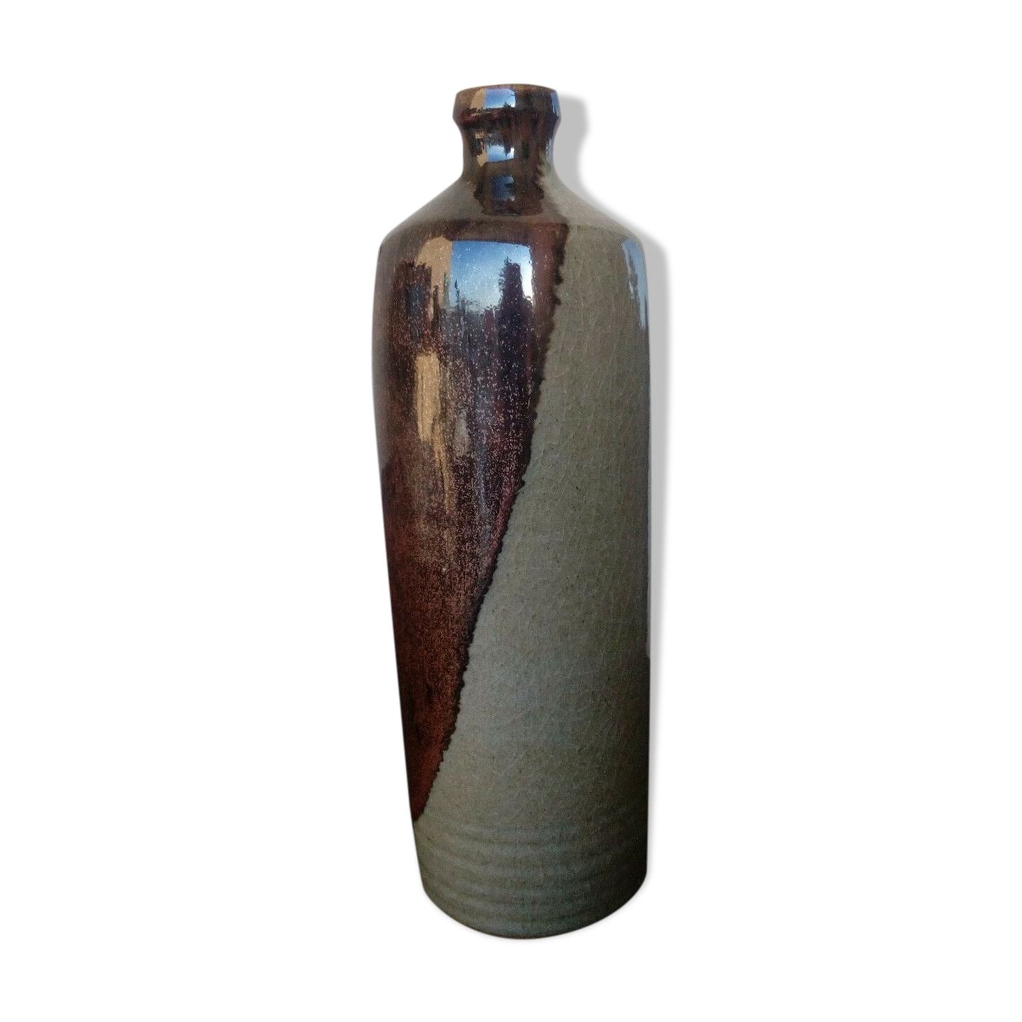 Enamelled sandstone bottle