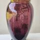 Vase en verre violet émaillé fleurs legras