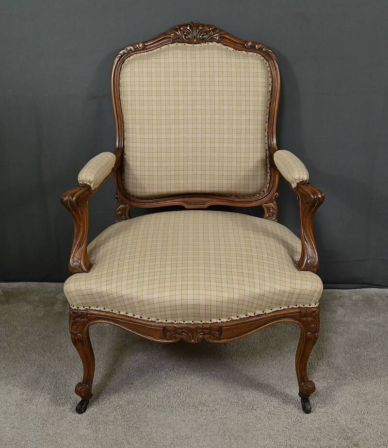 Louis XV style beechwood armchair – mid-19th century