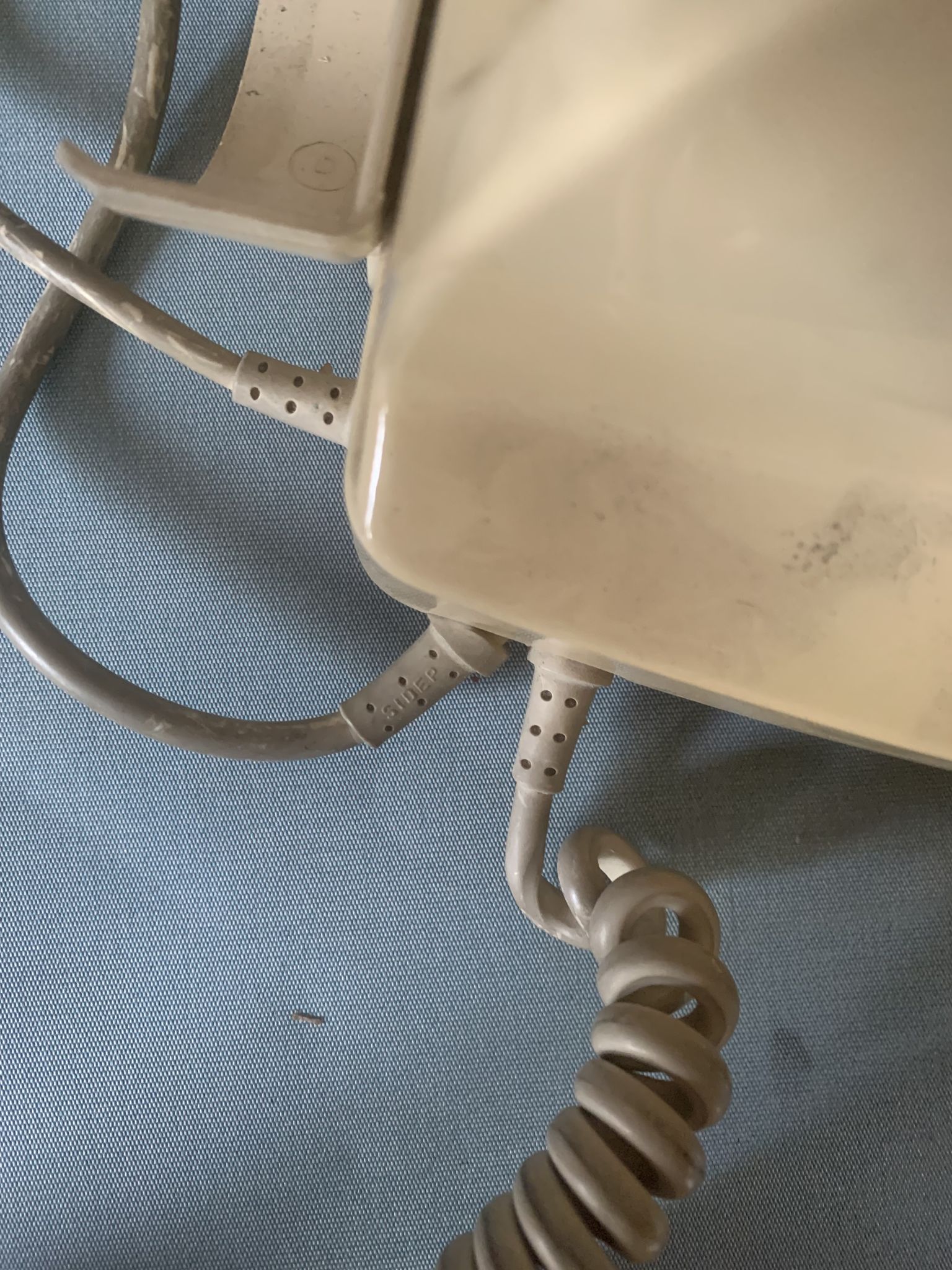 Telephone in Bakelite ecru beige with keys socotel s63 vintage 1981