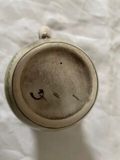 Milk pot