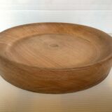 Empty round pocket made of thick wood