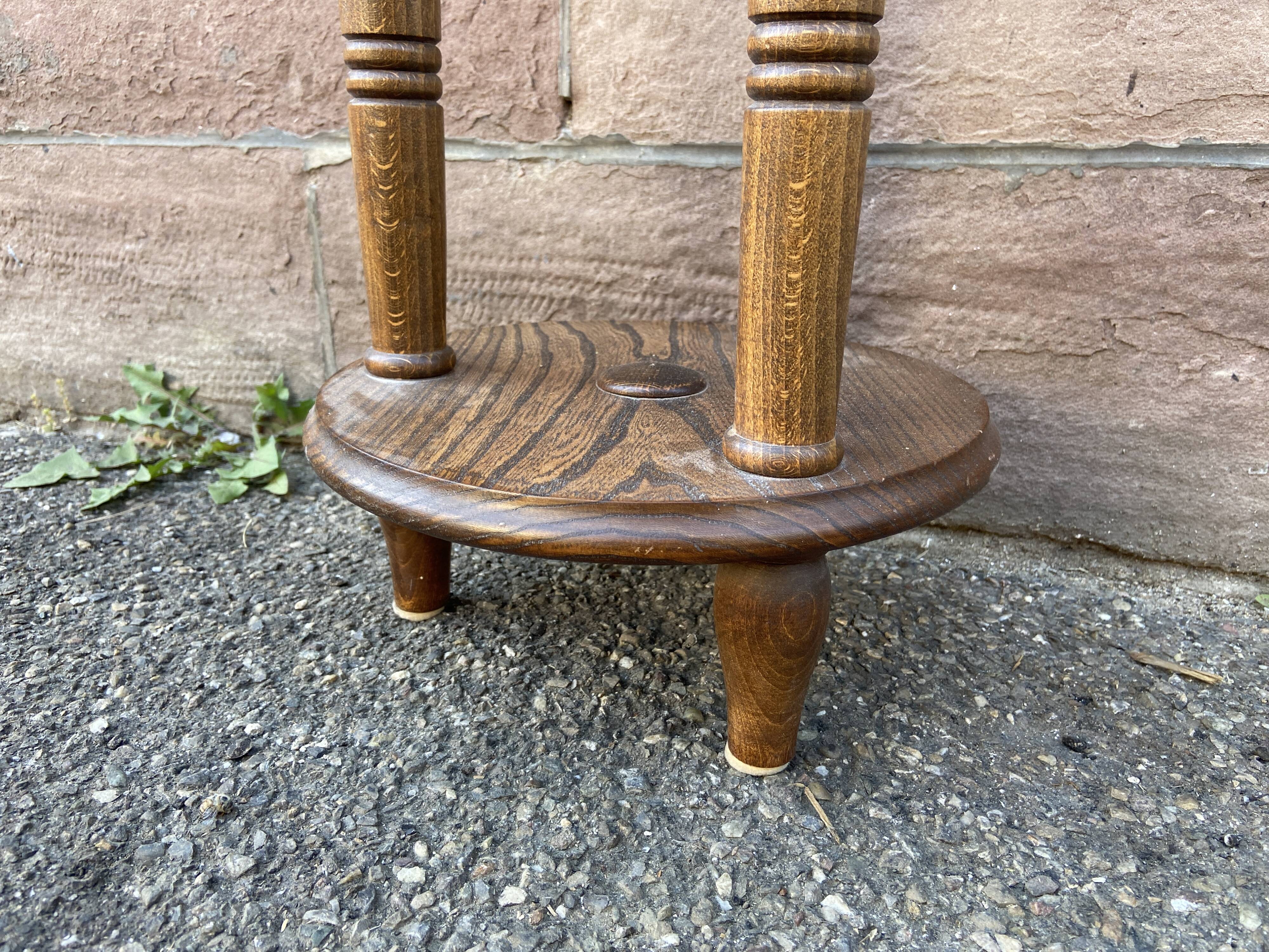 Formica vintage pedestal table