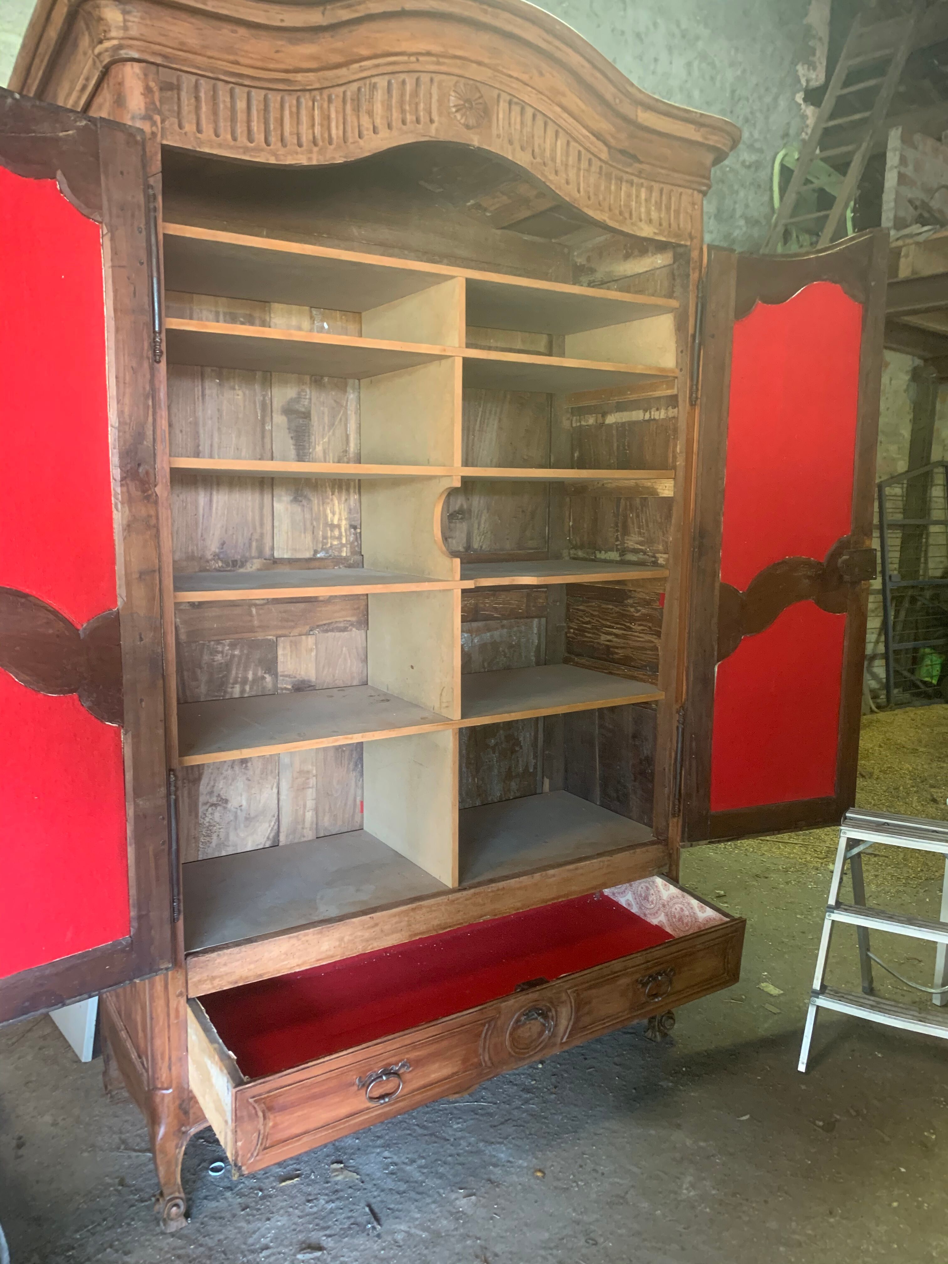 Armoire Louis XV en cerisier