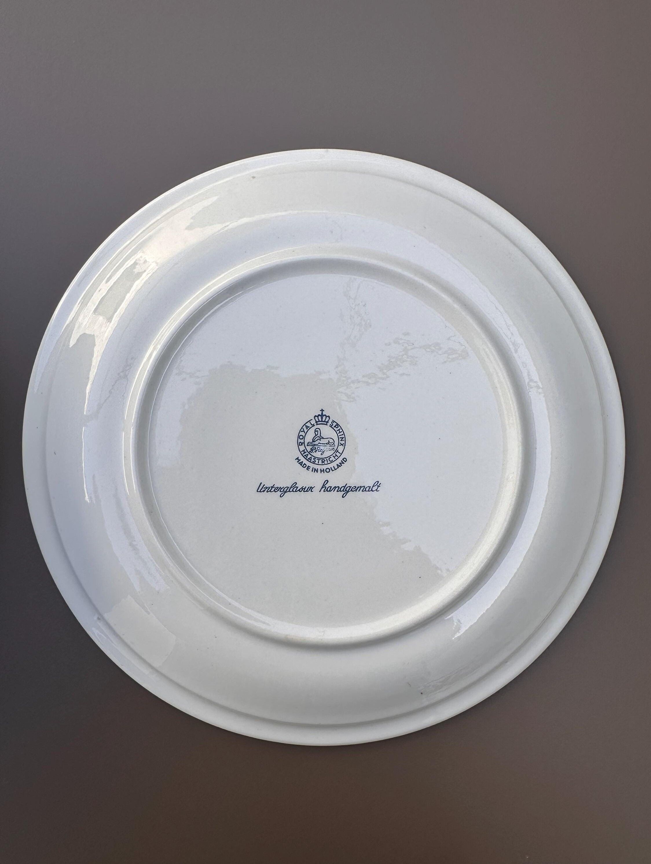 Set of 6 vintage Royal Sphinx Maastricht plates – Folk decor