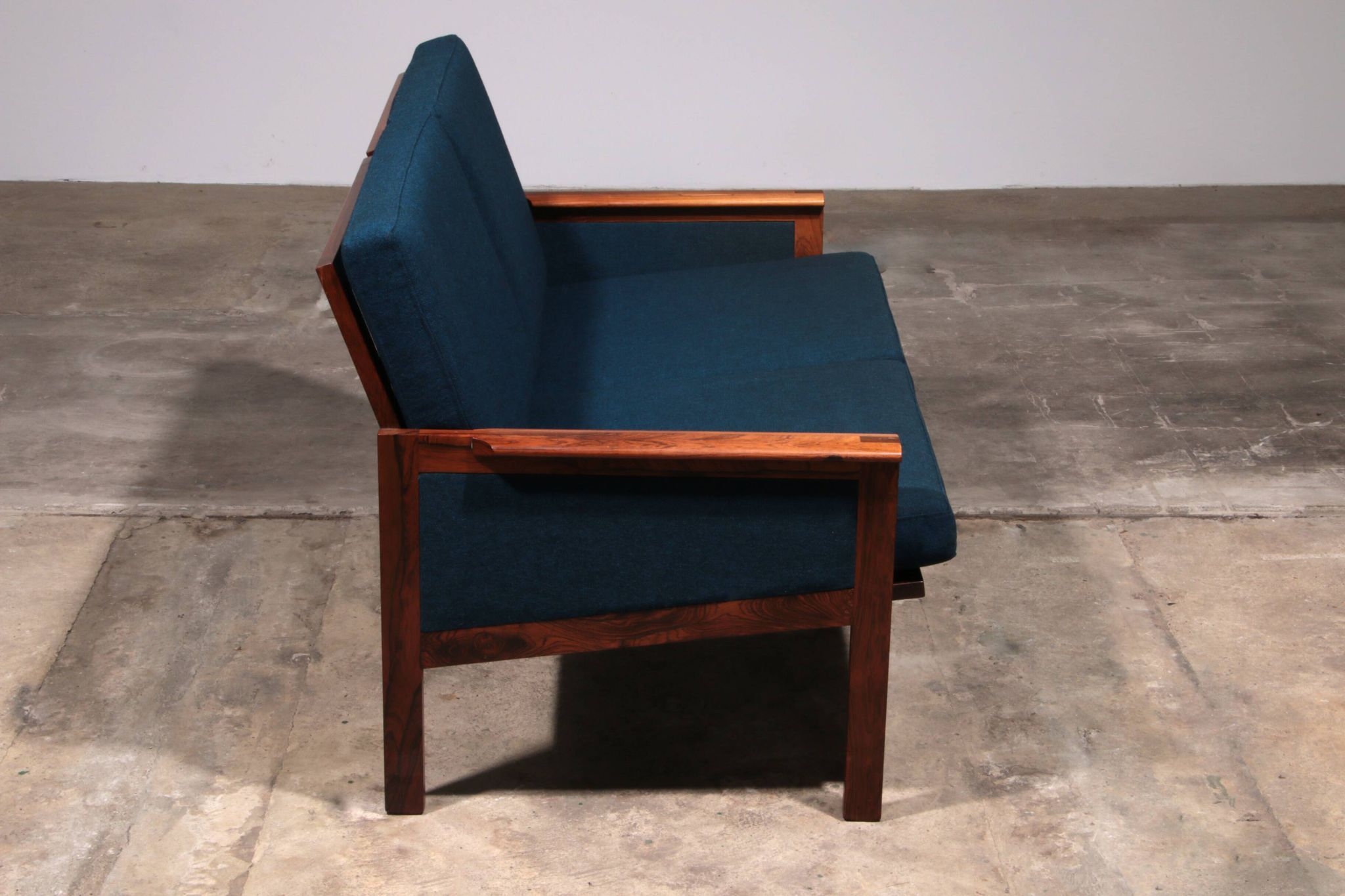 Banc et table Capella par Illum Wikkelsø pour Niels Eilersen, 1960