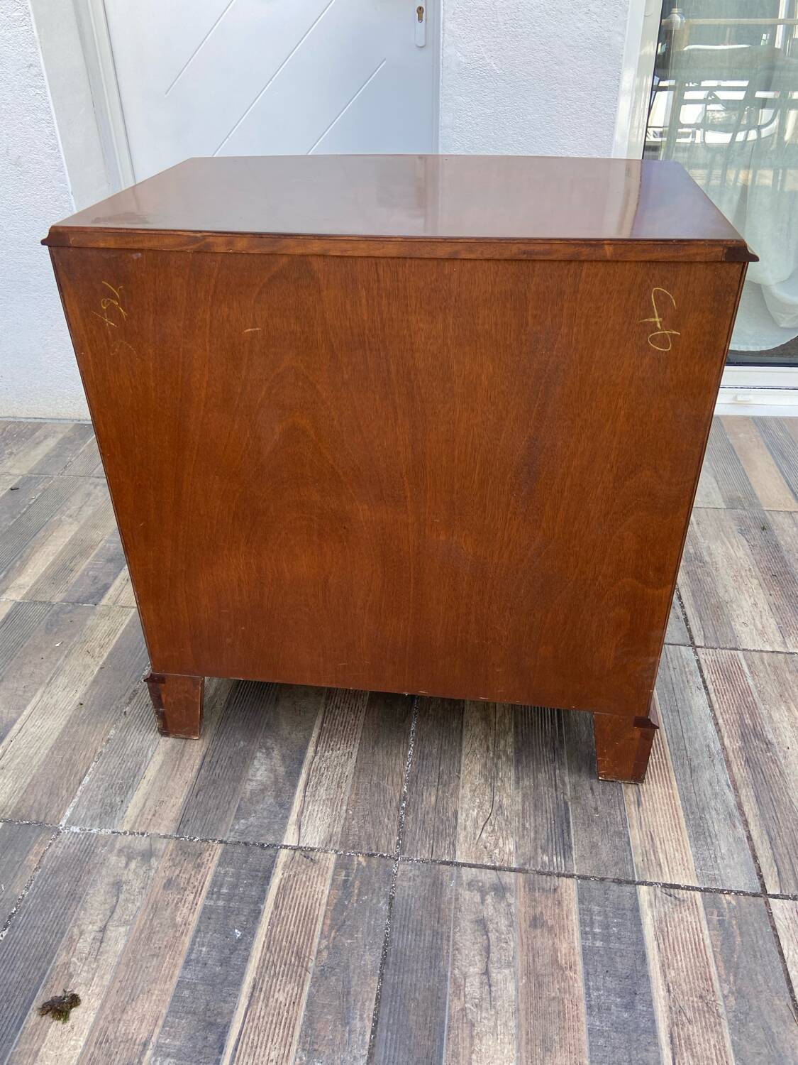 English chest of drawers