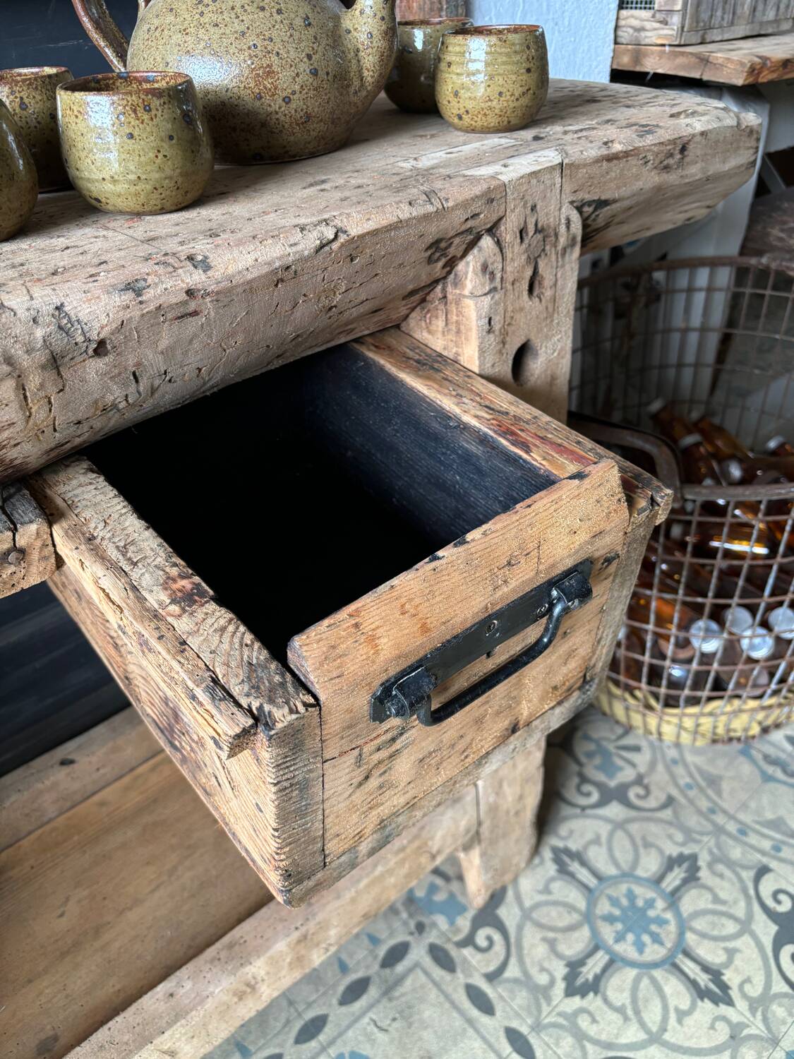 Carpenter's workbench