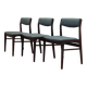 Ensemble de trois chaises en palissandre, design danois, années 1970, production : Danemark