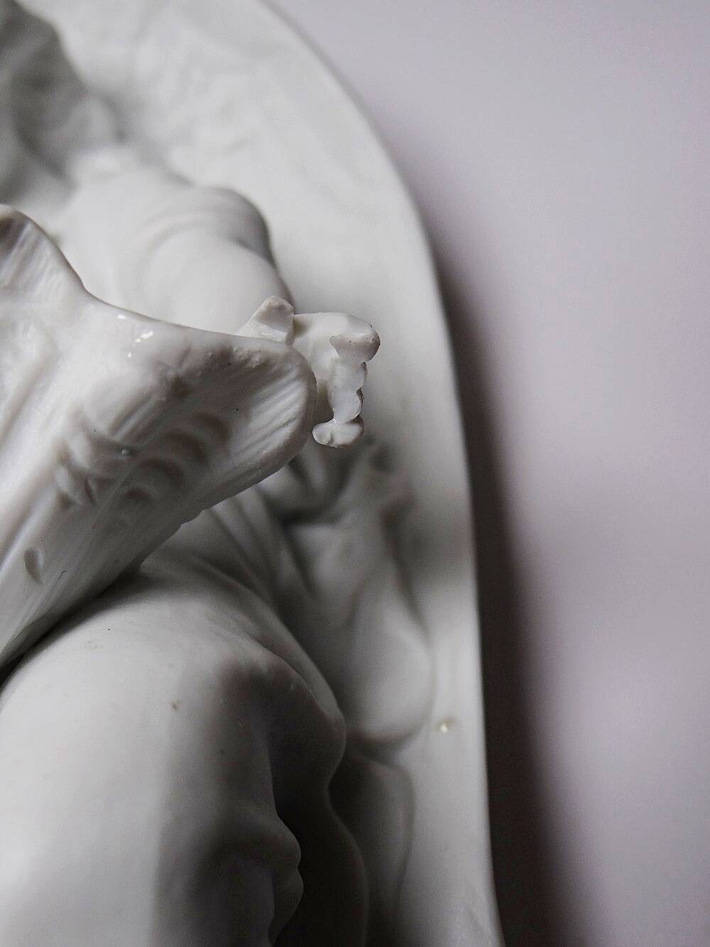 Porcelain biscuit holy water font with 2 angels, antique 1900-1930, Germany.