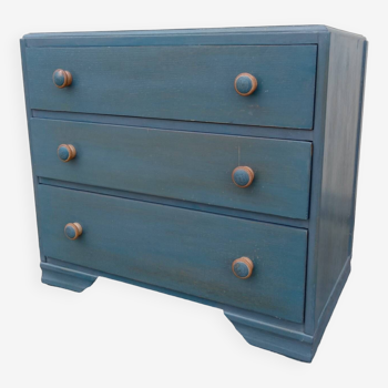 Vintage chest of drawers