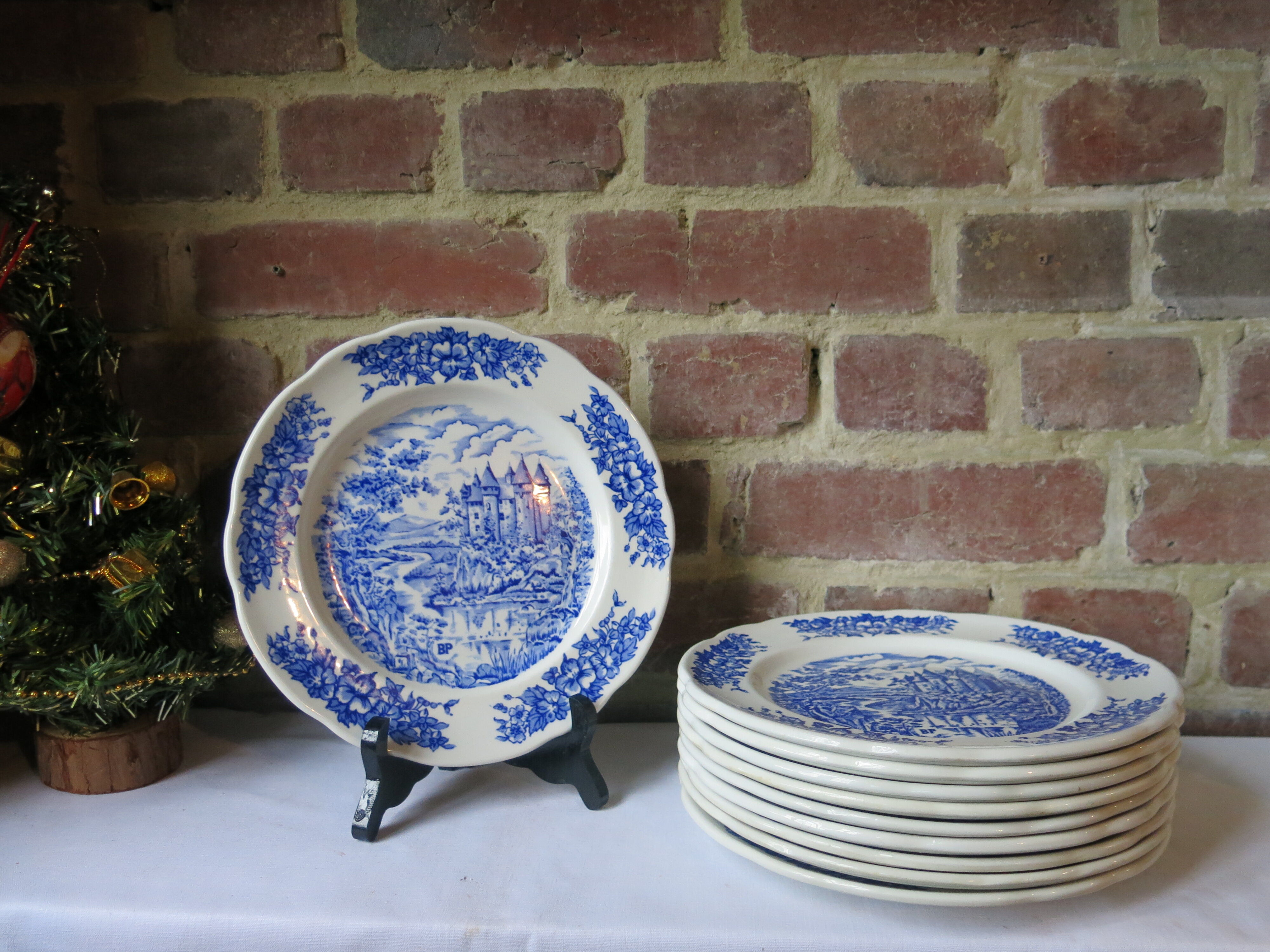 10 flat plates advertising porcelain pyroblan BP