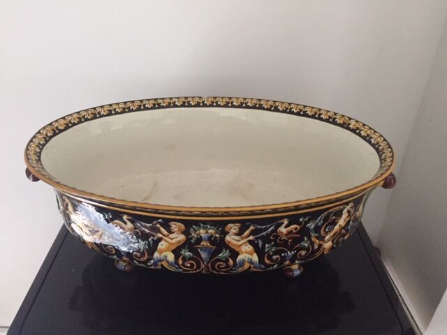 Garden on feet in Gien with Renaissance decorations