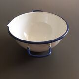 Enamelled metal white salad