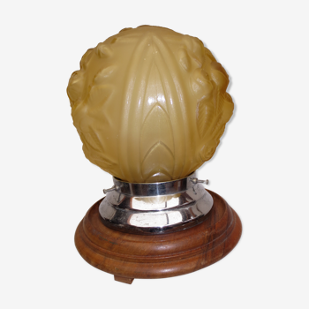 Wooden and art deco-style moulded glass table lamp