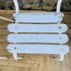 Ensemble de 5 chaises blanches en bois