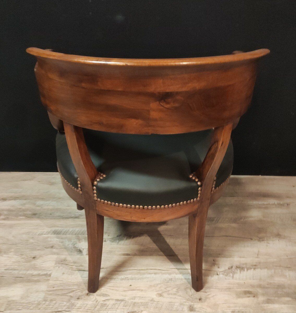 Office armchair catering