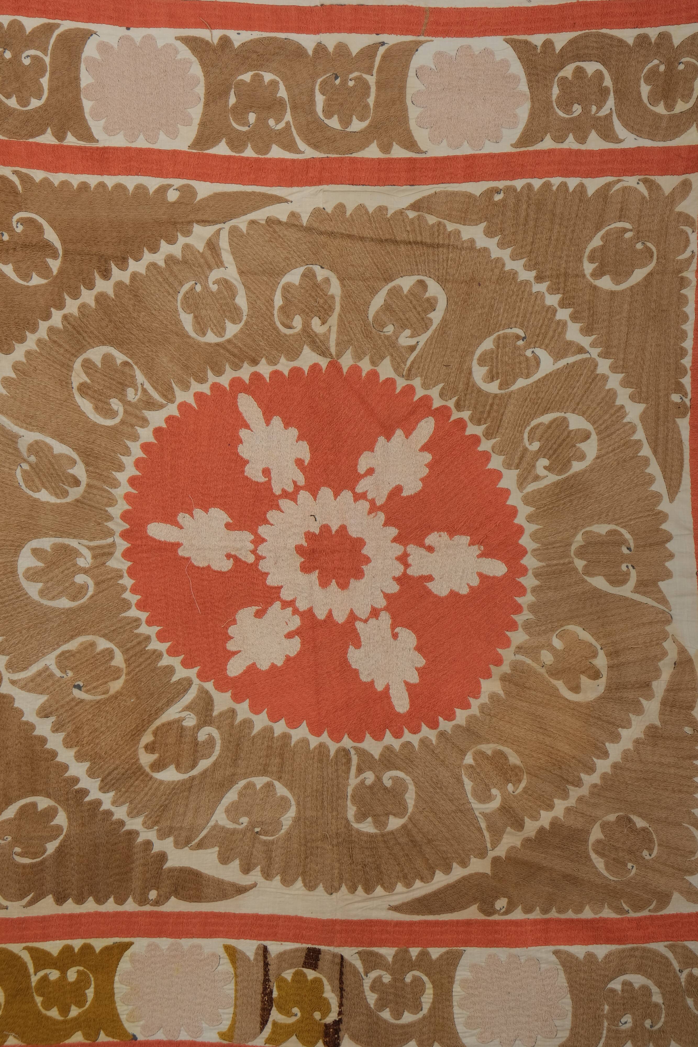 Suzani tapestry 147x155 cm