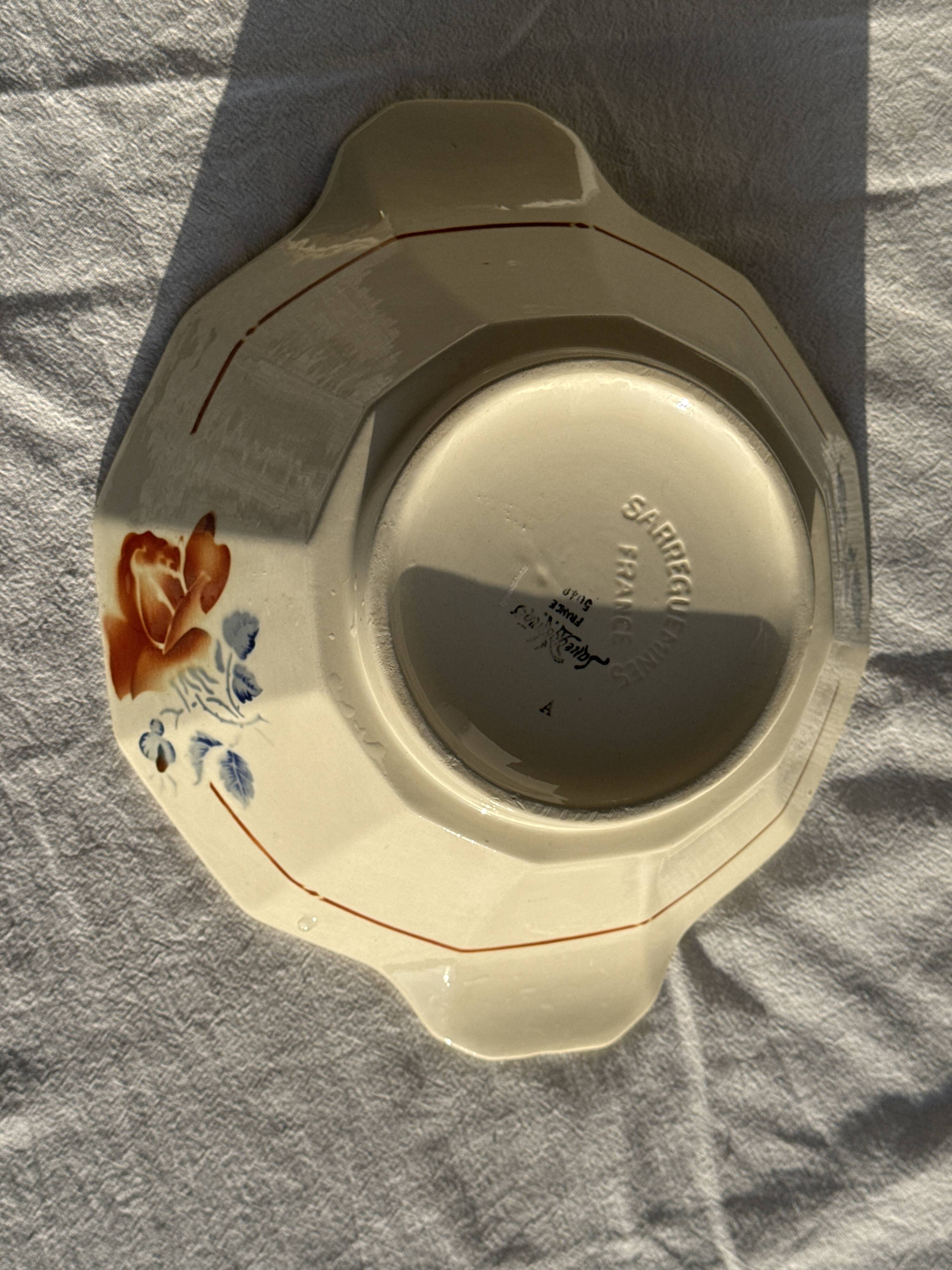 Antique Sarreguemines soup tureen with lid, rose pattern, D33 H28.