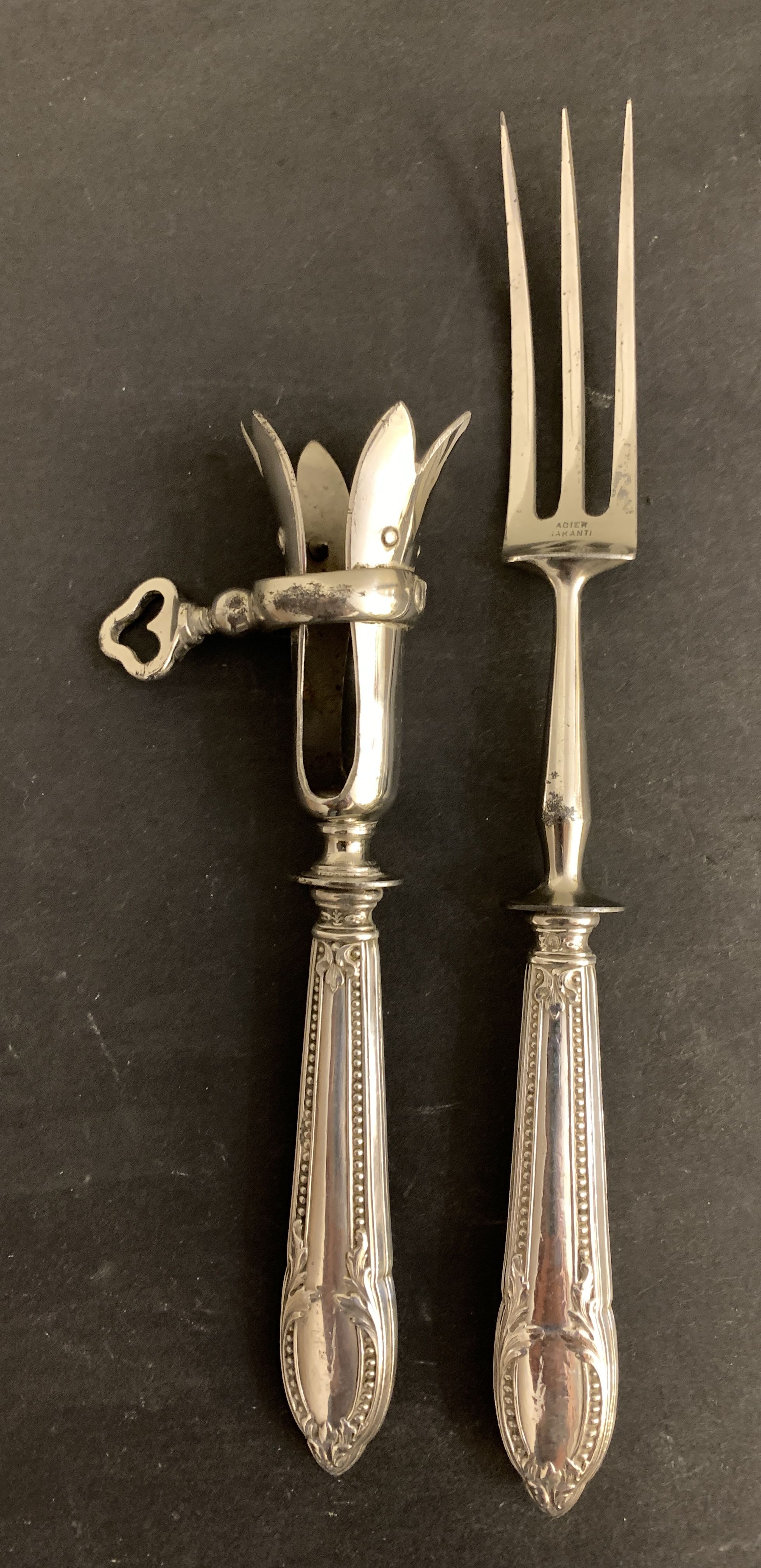4 couverts de service en argent pour gigot et salade, XIXème