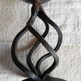 Rusty twisted candle holder for round candles