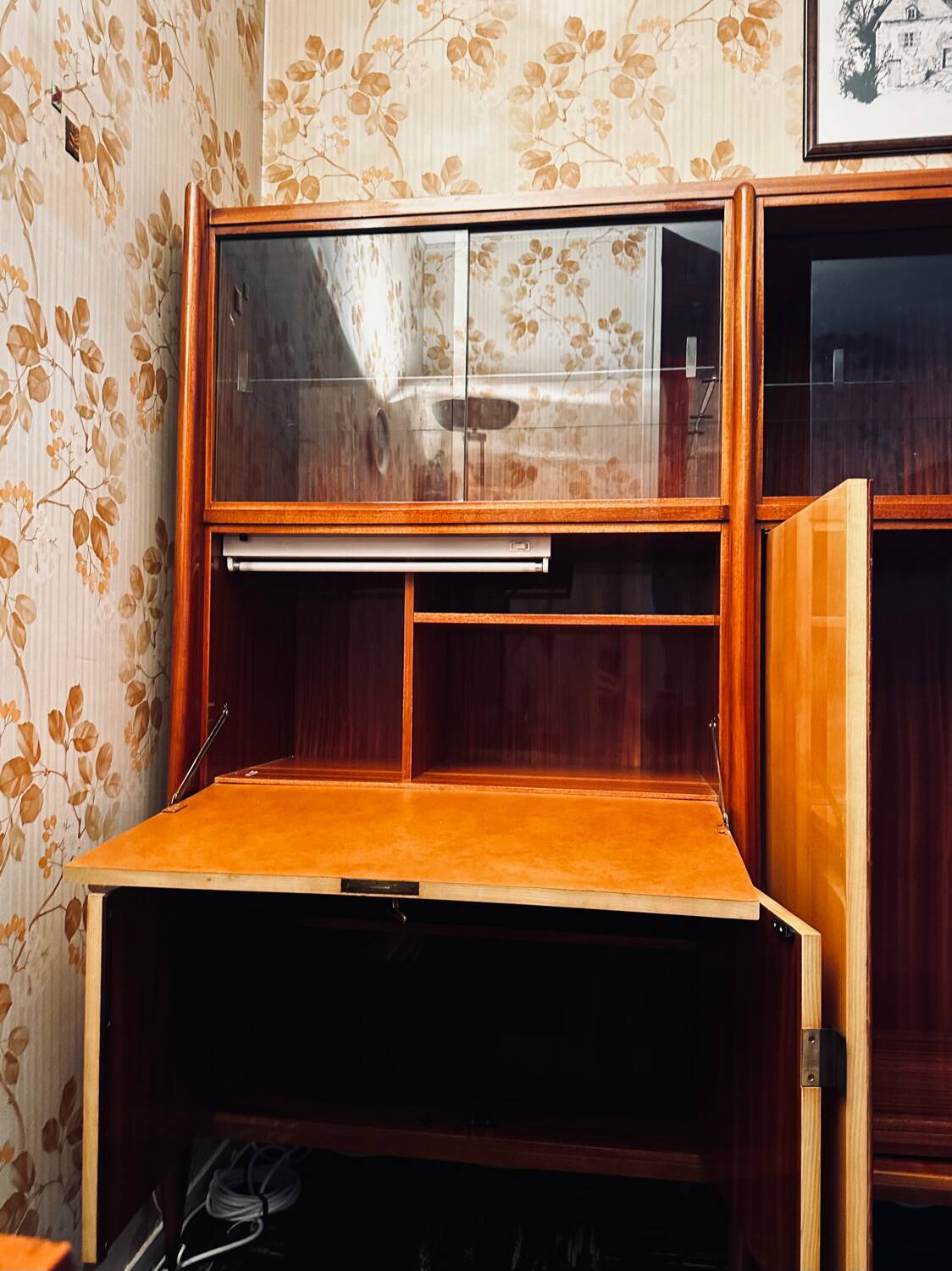 Living solid mahogany / 1950s