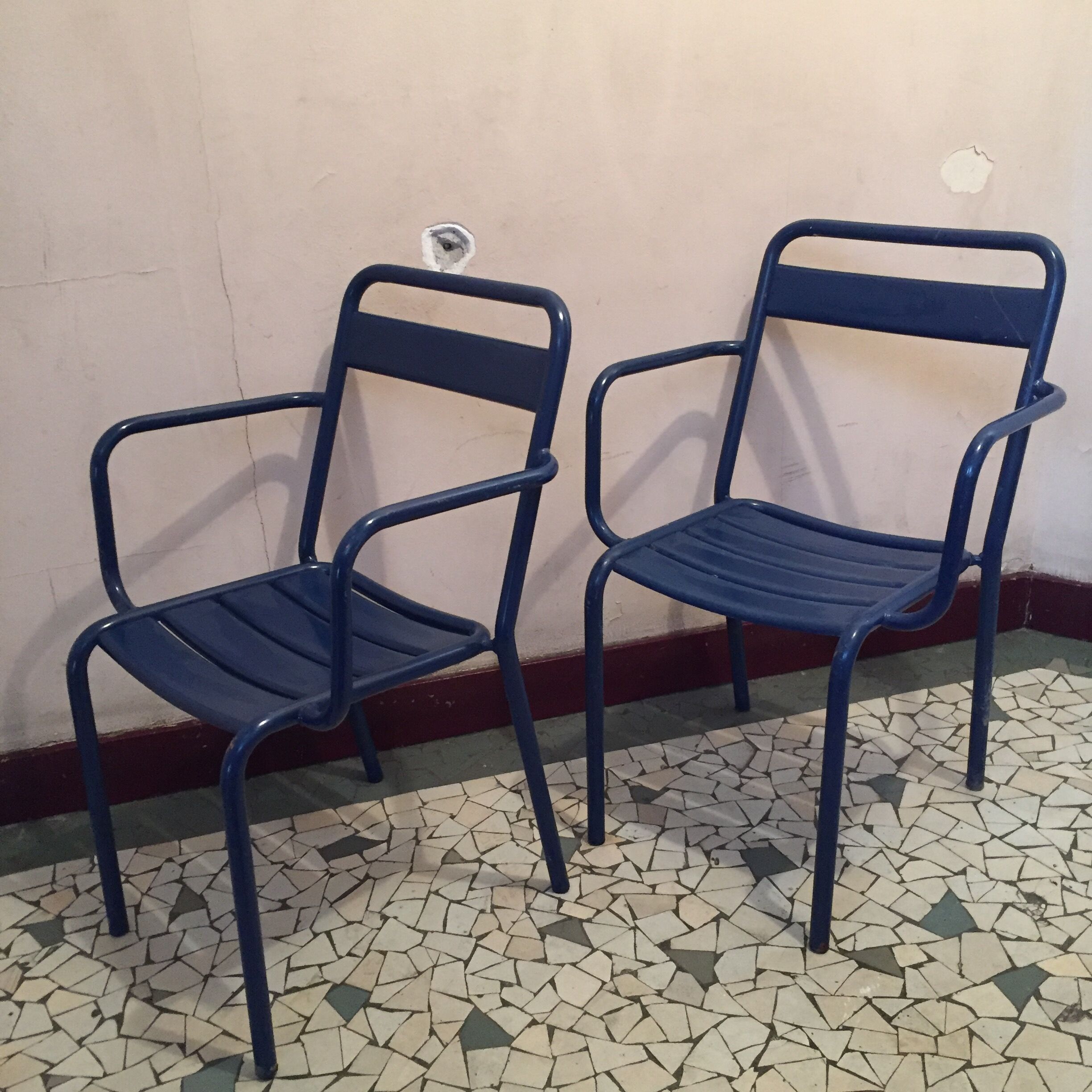 Paire de chaises extérieures Fermob 1980