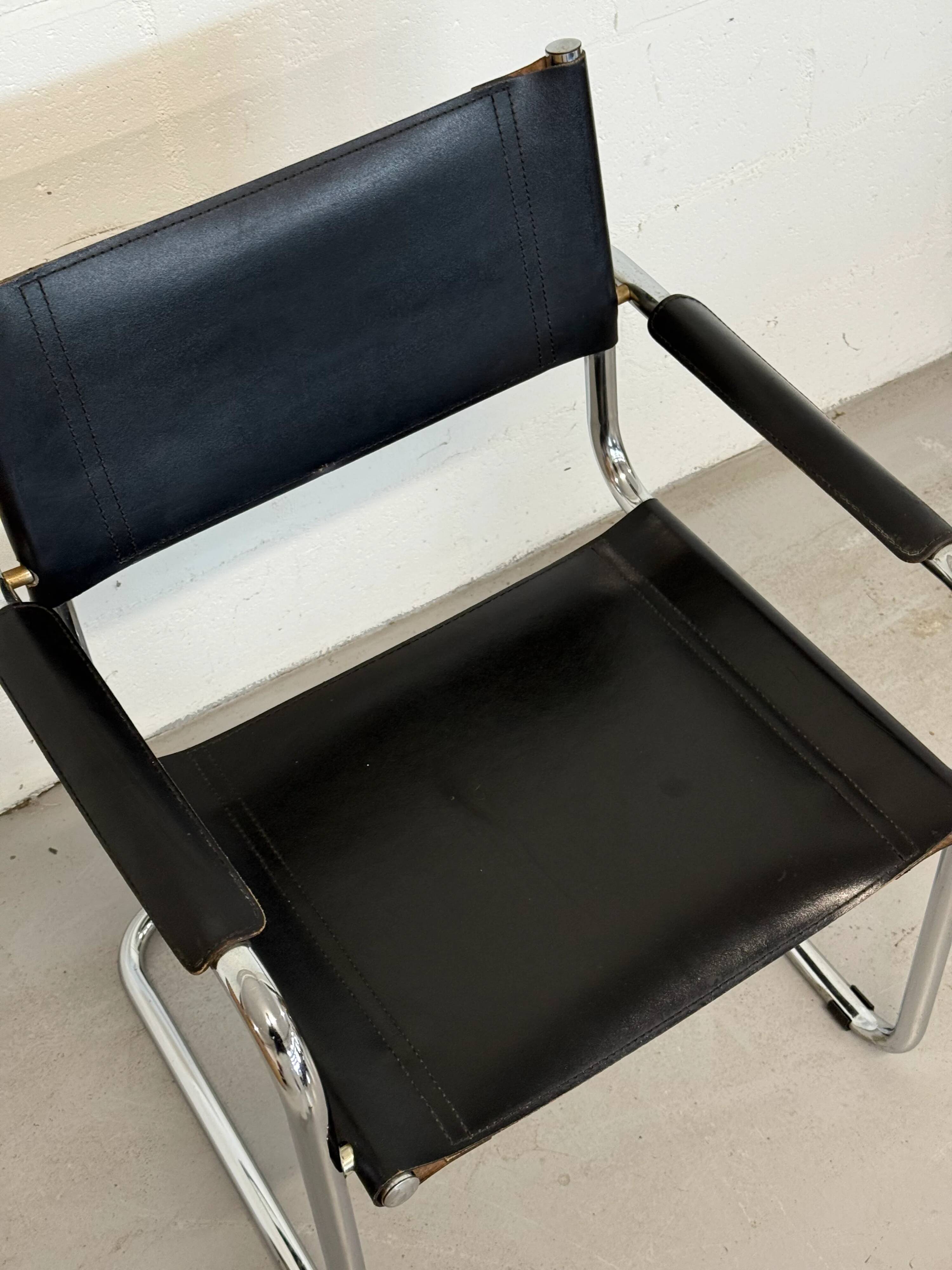 Bauhaus cantilever chair – black leather & chrome (unsigned)