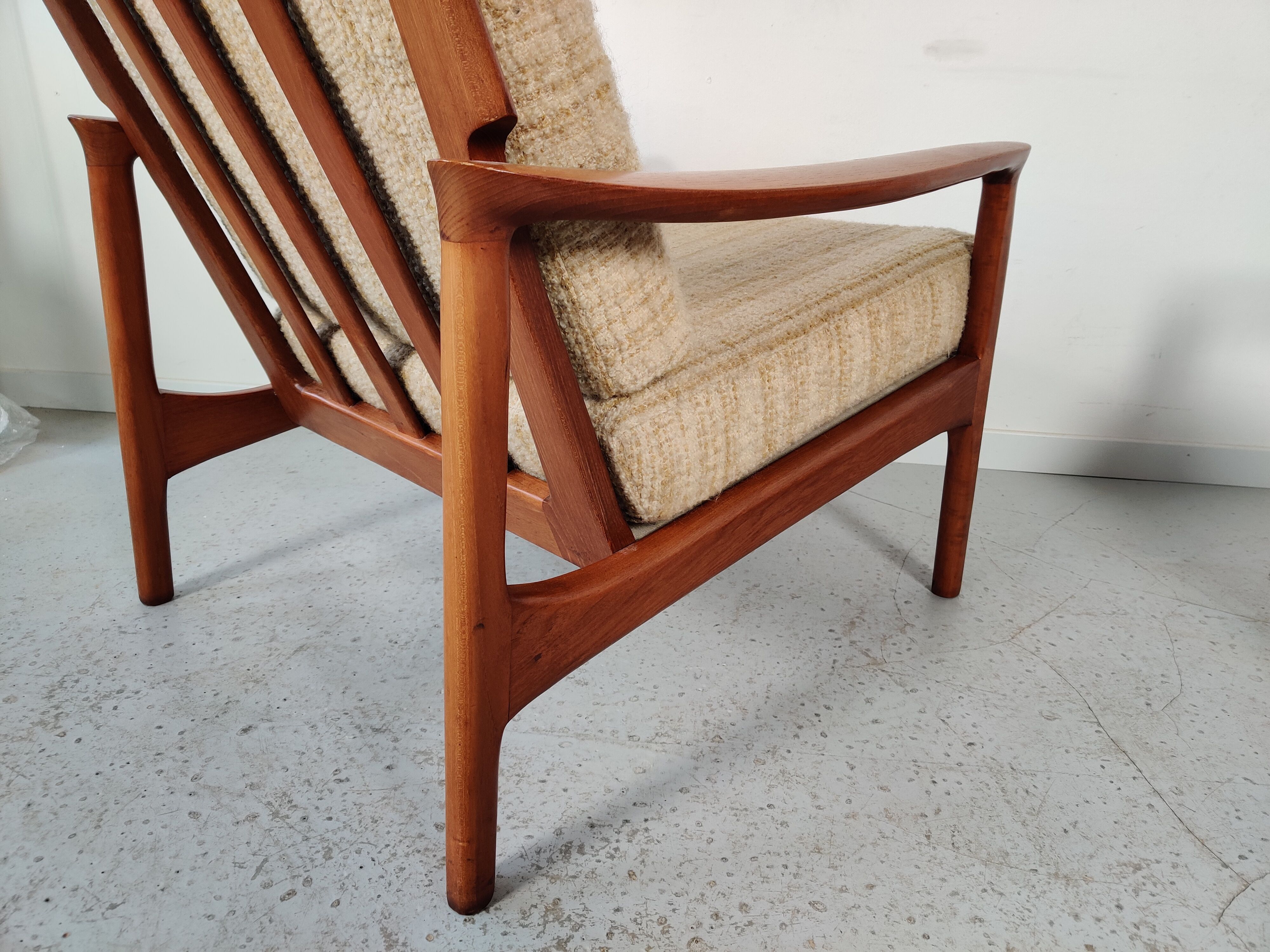 Pair of Scandinavian teak armchairs, Denmark 60s