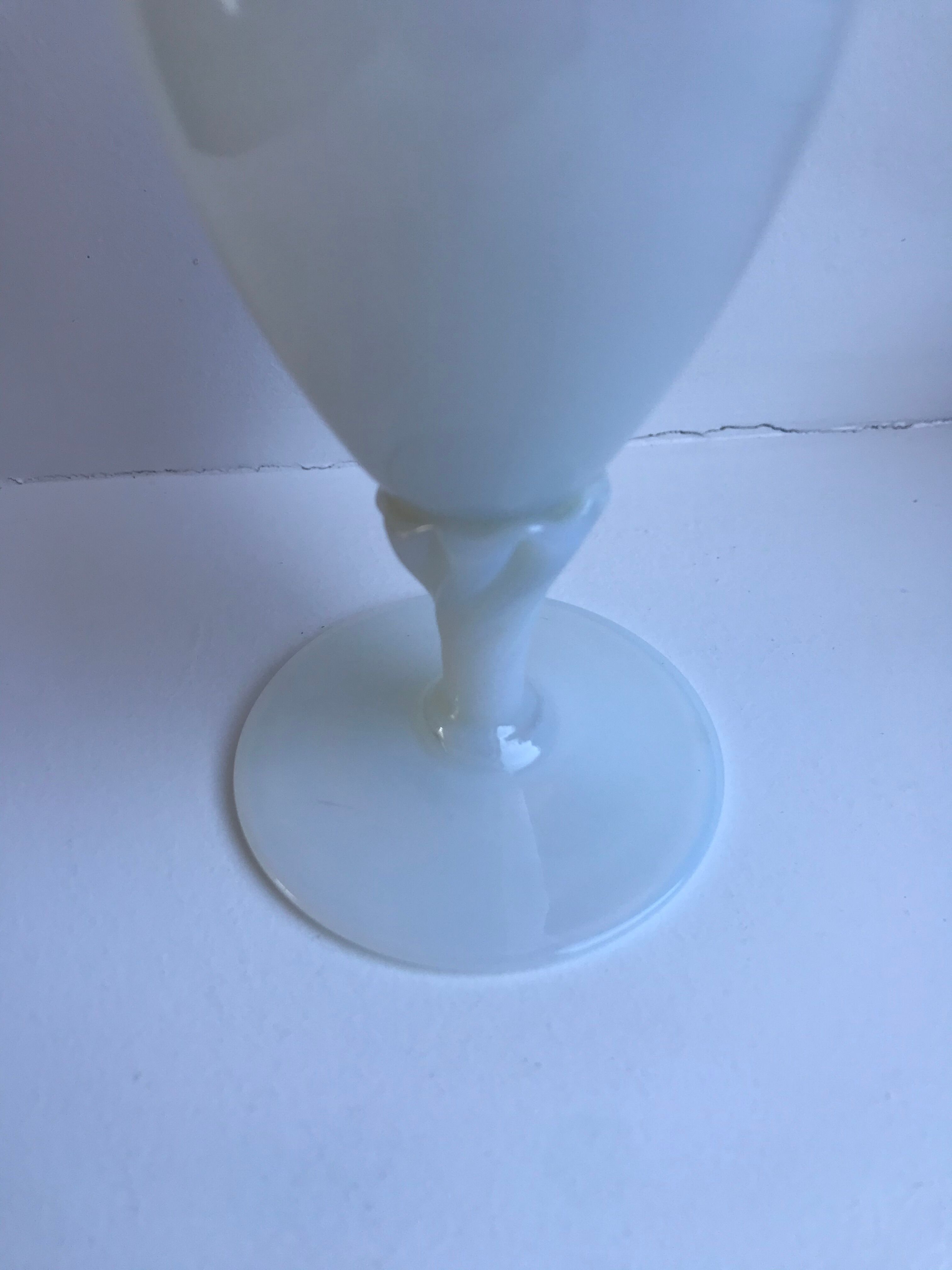 White opaline vase 20-30s