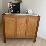 Commode vert pâle