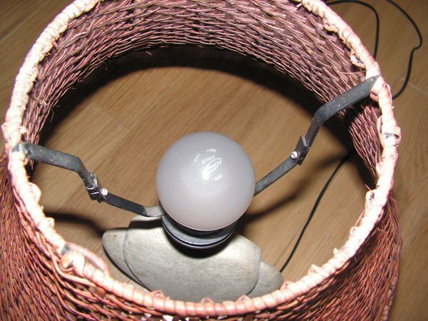 Stone shade lamp rattan 70s