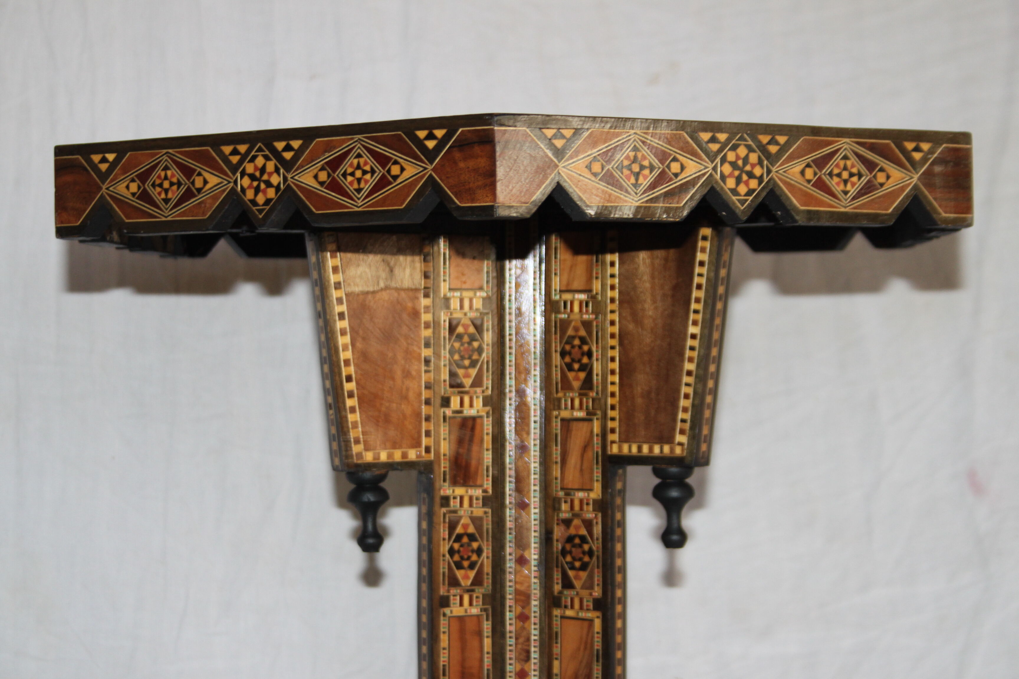 Oriental marquetry side table of the 1970s