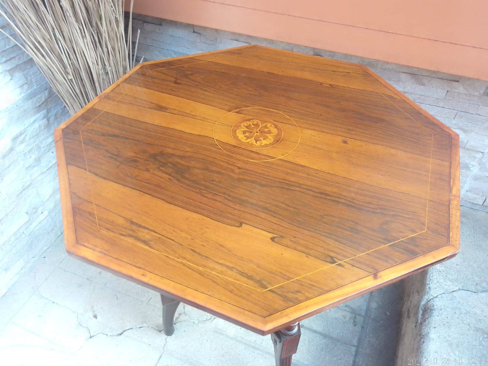 English pedestal table