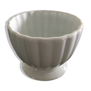 Coupelle  porcelaine  festonnée