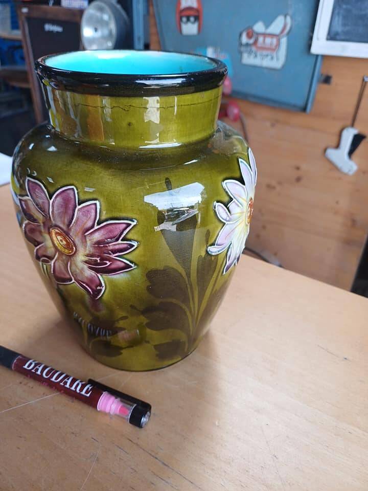 Art Nouveau floral slip vase