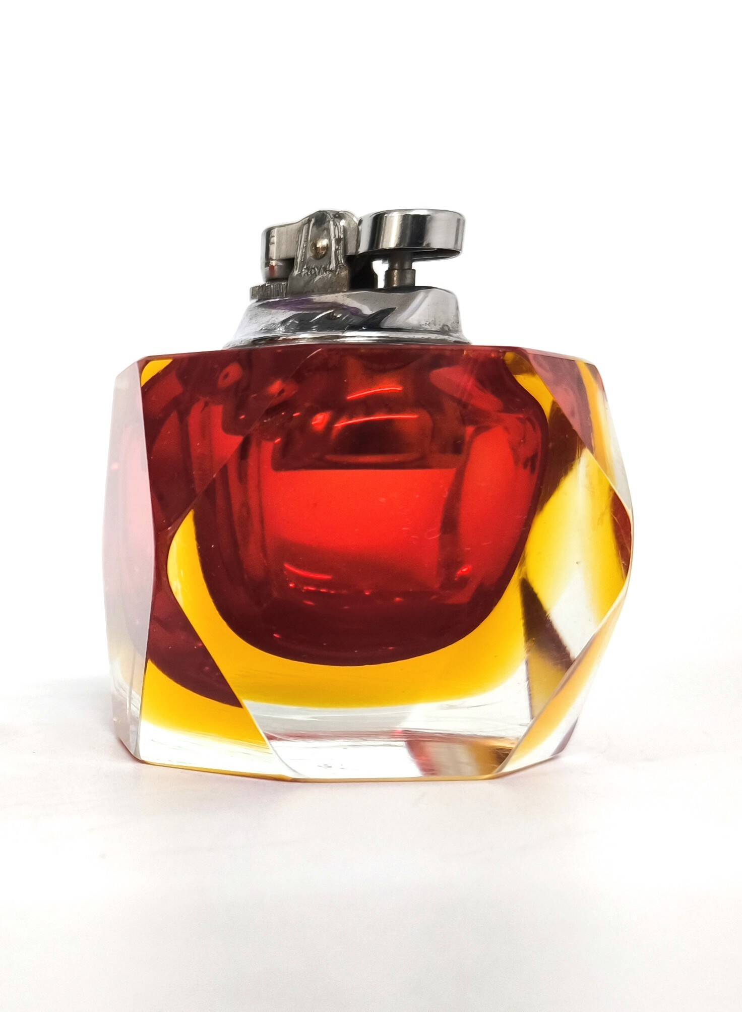 Cendrier vintage en verre de Murano facetté, jaune et rouge