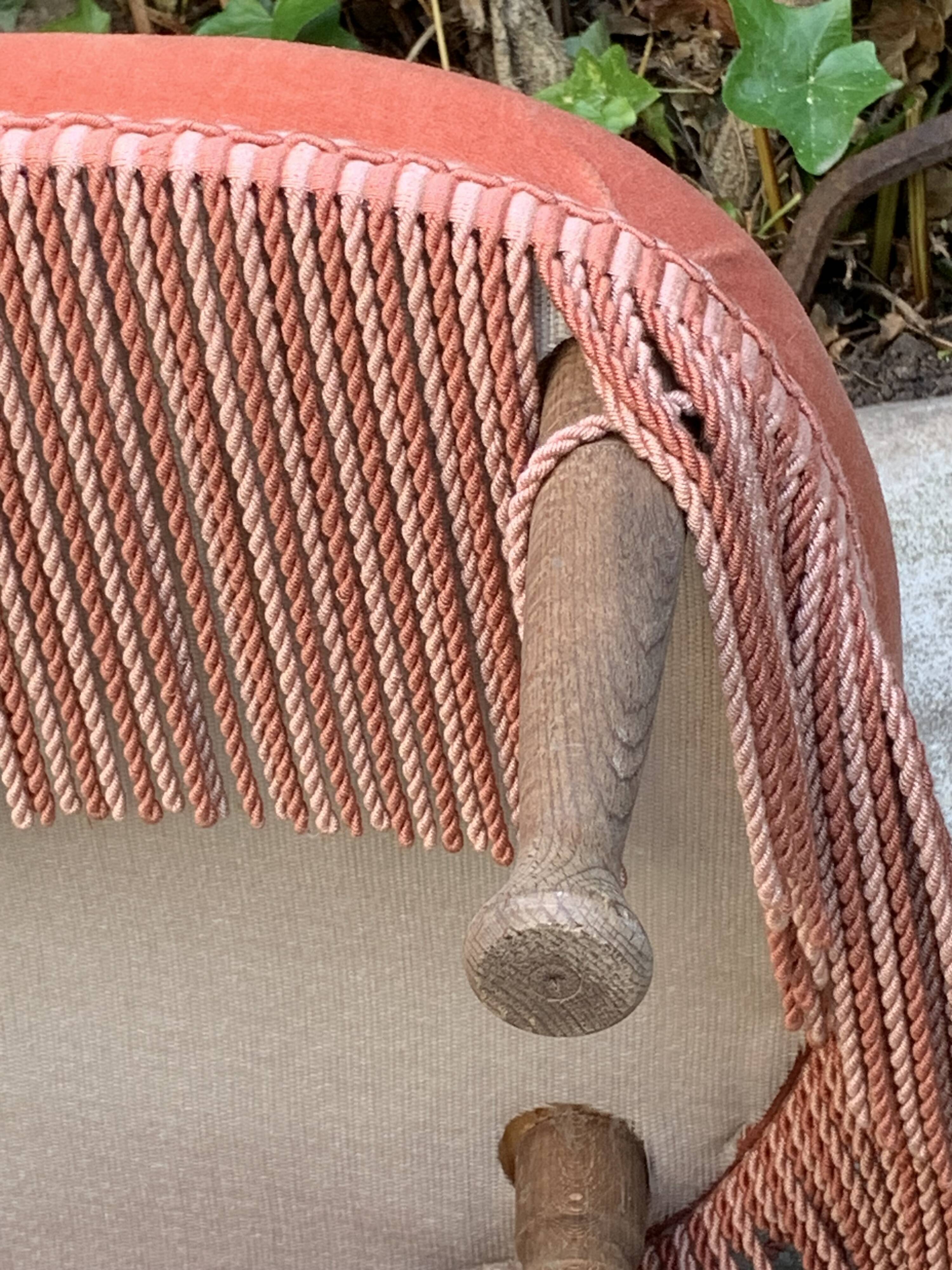 Vintage pink upholstered toad chair