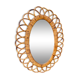 Vintage oval rattan mirror from the 60s/70s.