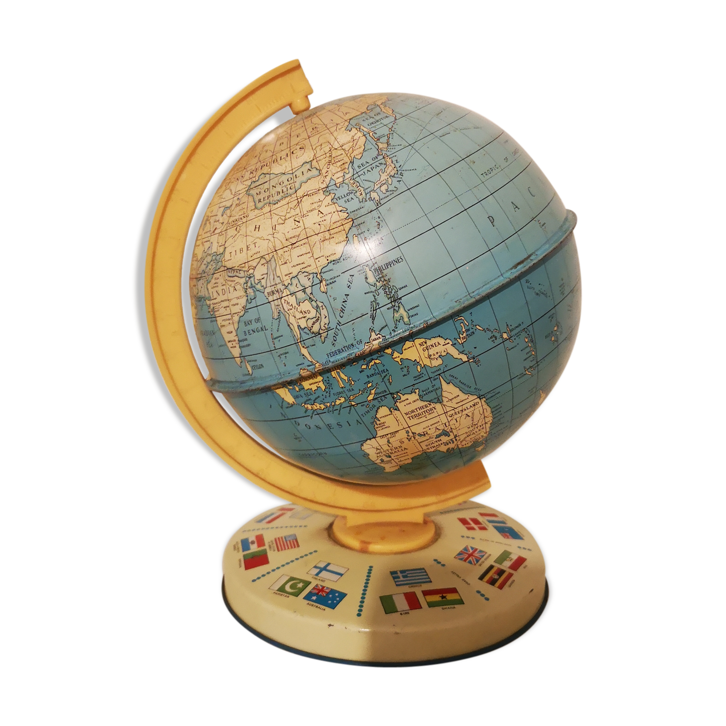 Metal Globe in 50s/60s