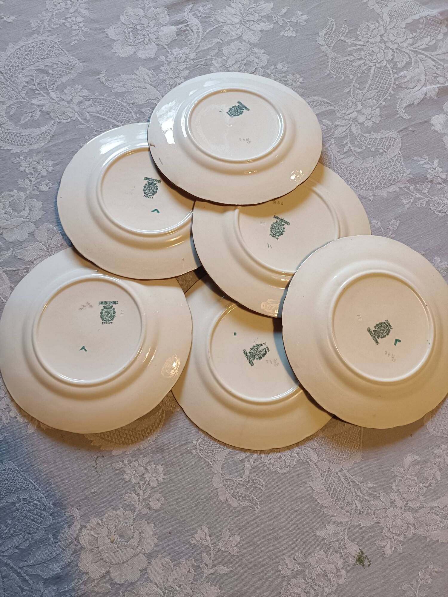Set of 6 earthenware plates from Sarreguemines, Minton model 248.