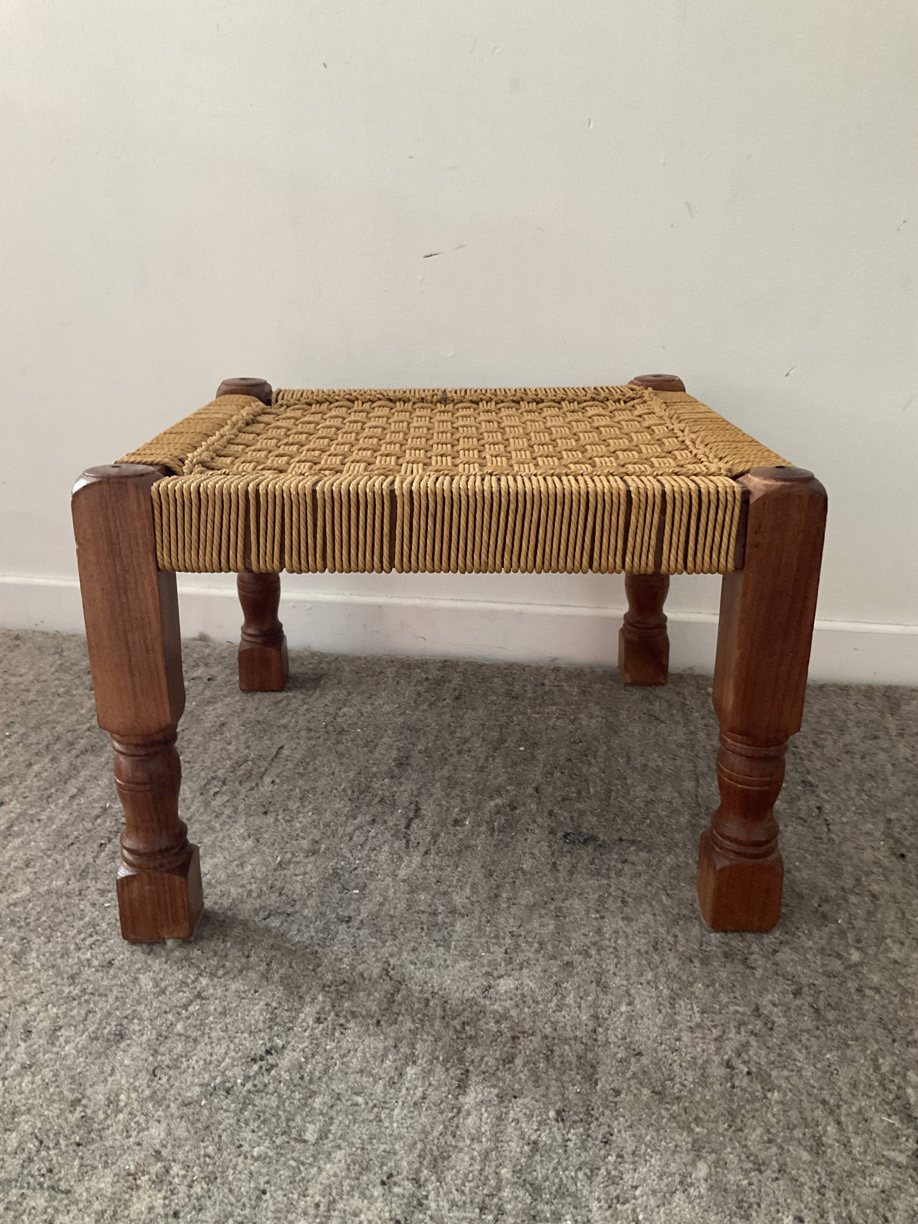 Scandinavian ottoman footrest in wood and rope 70s